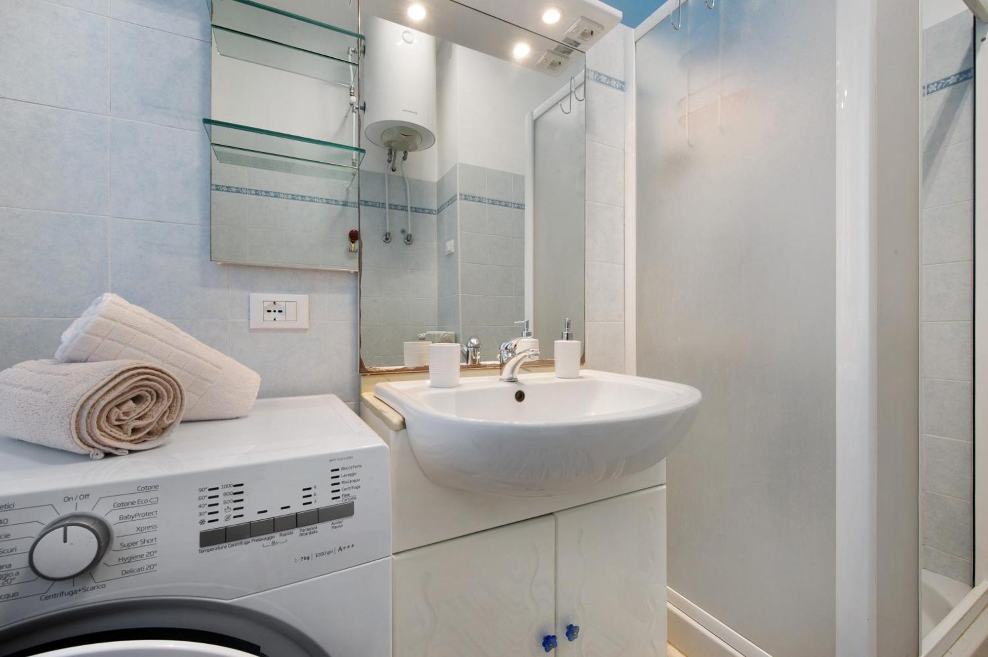 Alesa Apartament Vercelli Ngoại thất bức ảnh
